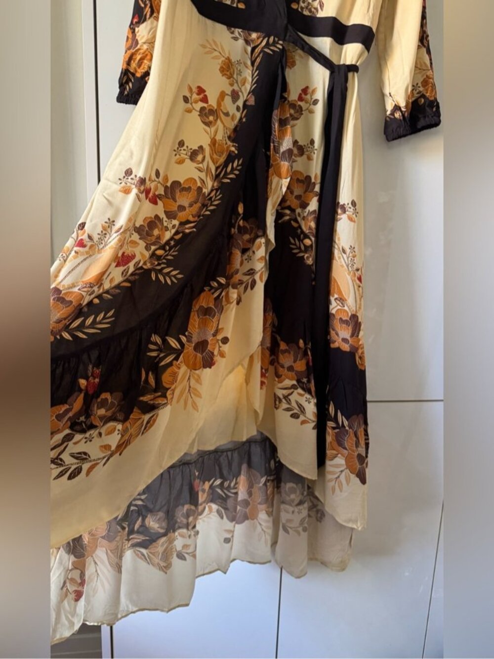 NWT Size L-  Farm Rio Long-Sleeve Floral Wrap Midi Dress (NWT US$ 268) - Picture 11 of 16